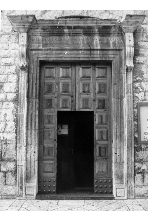 portale - ambito pugliese (prima metà sec. XVIII)