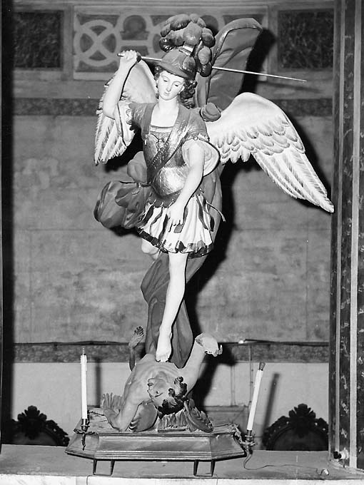 San Michele Arcangelo (statua) di Volpe Giuseppe (sec. XIX)