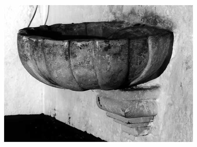 acquasantiera, coppia - ambito pugliese (sec. XVIII)