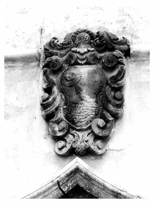 stemma gentilizio (rilievo, opera isolata) - ambito pugliese (sec. XVIII)