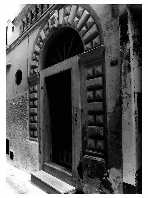 portale, opera isolata - ambito pugliese (sec. XVII)
