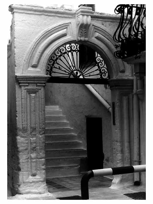 portale, opera isolata - ambito pugliese (prima metà sec. XVII)