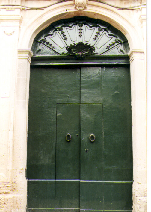 portone - ambito salentino (fine/inizio secc. XVIII/ XIX)