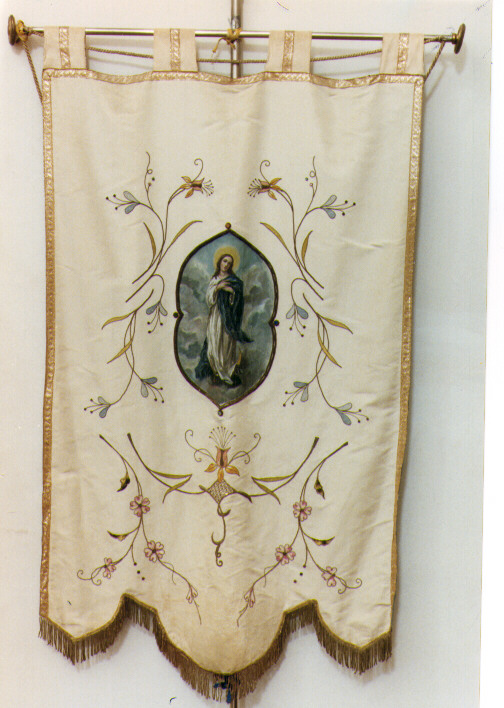 stendardo - ambito salentino (primo quarto sec. XX)