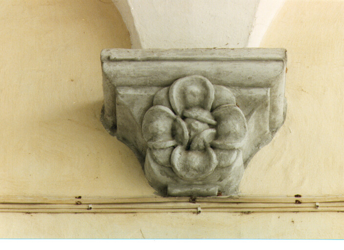 fiore (peduccio) - ambito salentino (primo quarto sec. XVII)