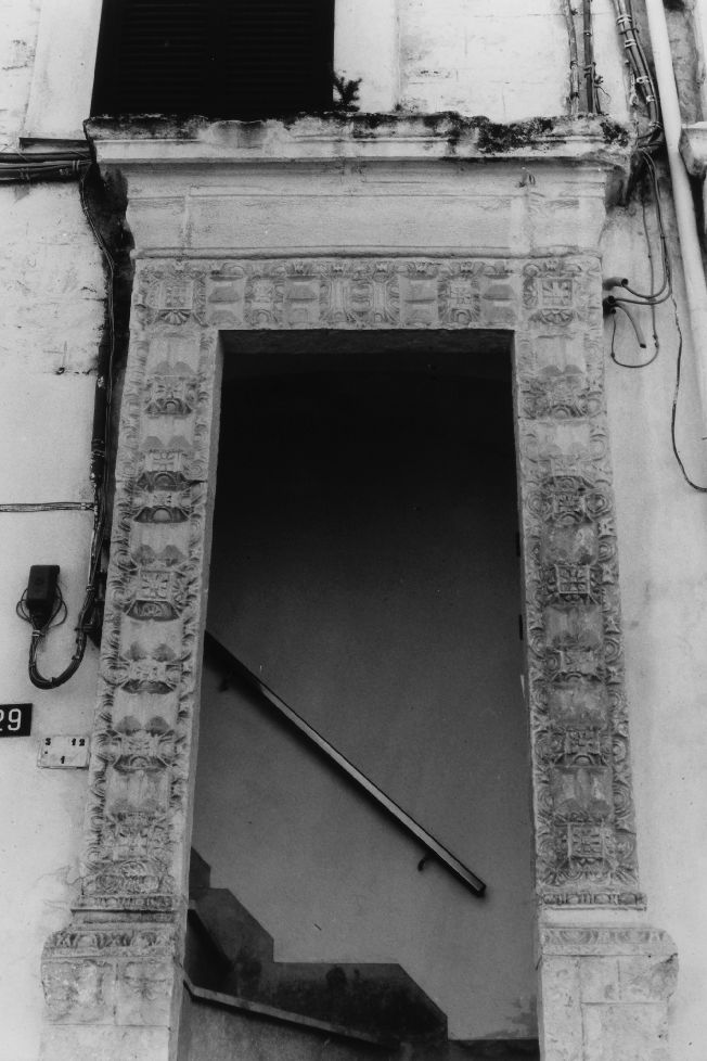 portale - ambito pugliese (sec. XVII)