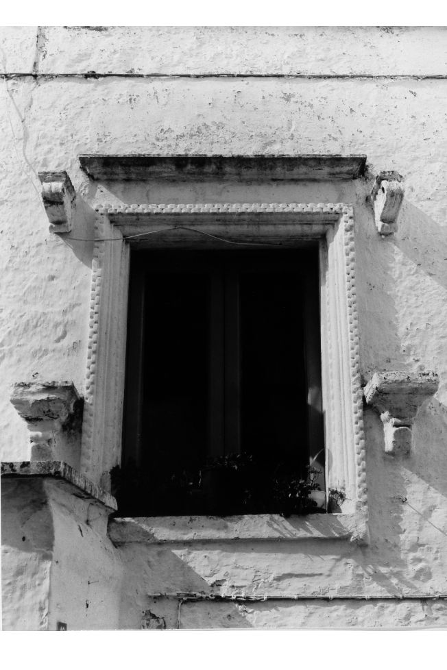 finestra - ambito pugliese (ultimo quarto sec. XVI)