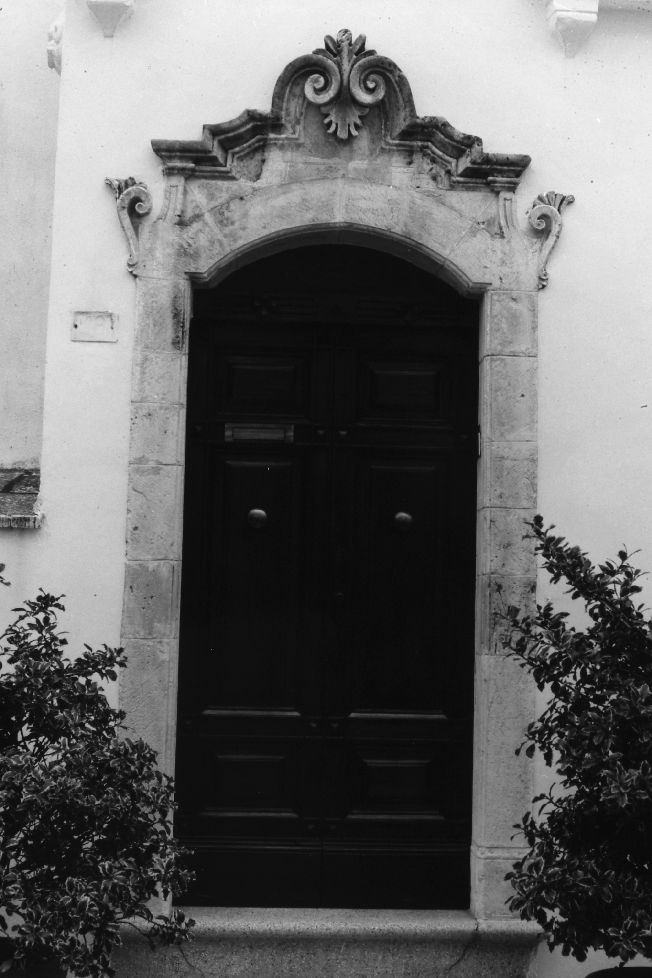 portale - ambito pugliese (terzo quarto sec. XVIII)