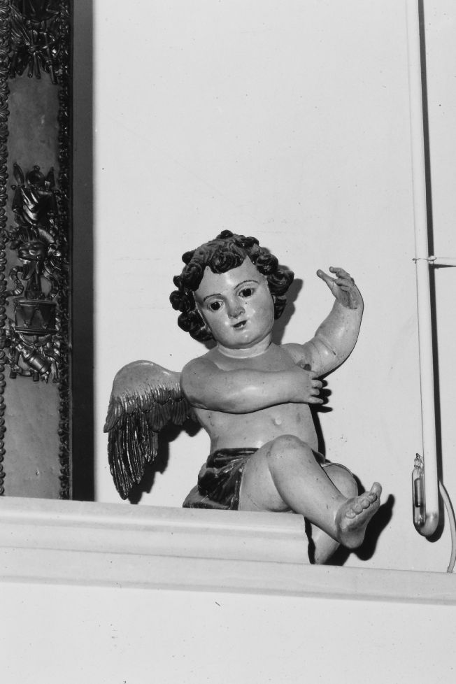 Putto (statua, coppia) - ambito salentino (primo quarto sec. XX)