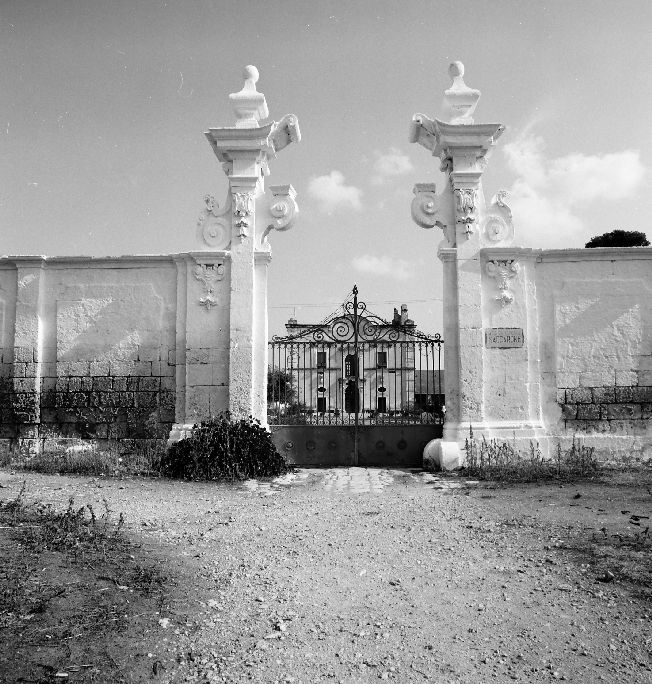 portale - ambito pugliese (sec. XVIII)