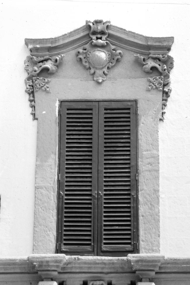 mostra di finestra - produzione pugliese (sec. XVIII)