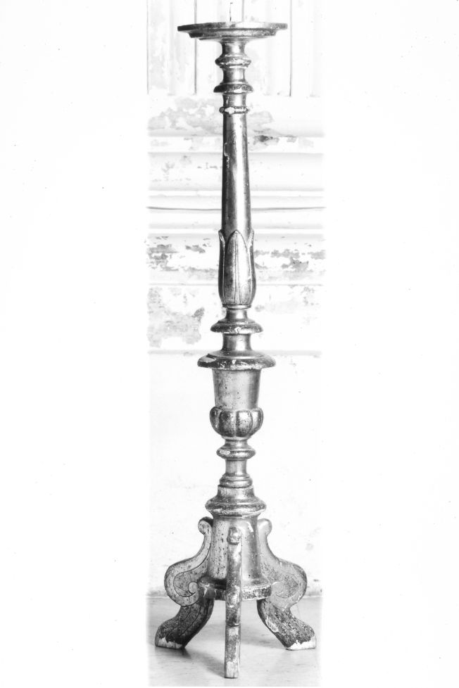 candeliere d'altare, serie - manifattura Italia meridionale (sec. XVIII)