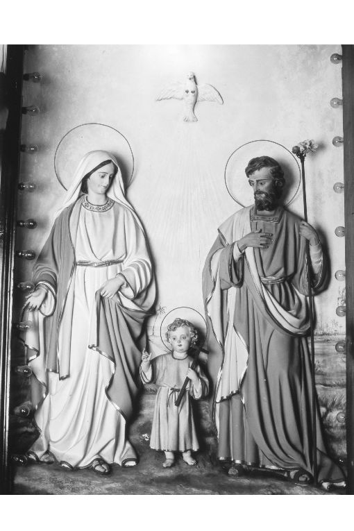 Sacra Famiglia (gruppo scultoreo) di Longo Oronzo, Longo Andrea (primo quarto sec. XX)