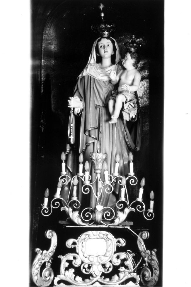 Madonna del Rosario, Madonna con Bambino (gruppo scultoreo) - ambito Italia meridionale (fine/inizio secc. XIX/ XX)