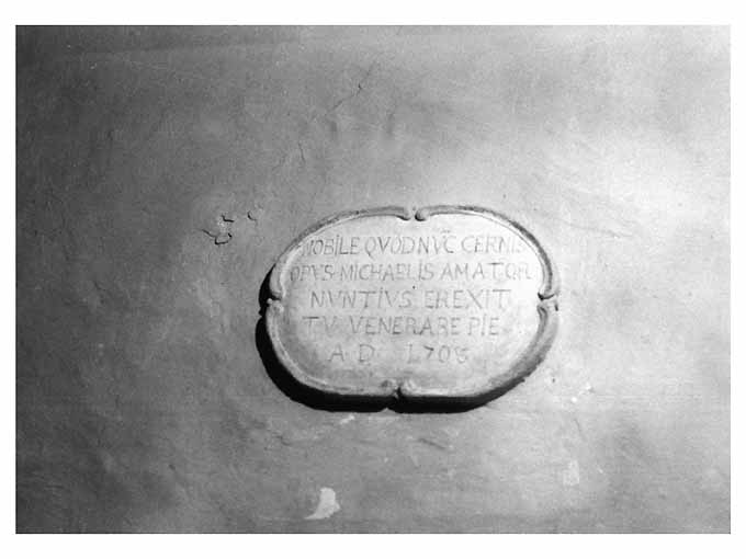 lapide di Laddomada Nunzio (sec. XVIII)