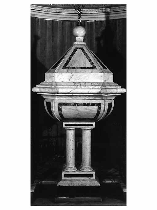 fonte battesimale - ambito Italia meridionale (prima metà sec. XX)