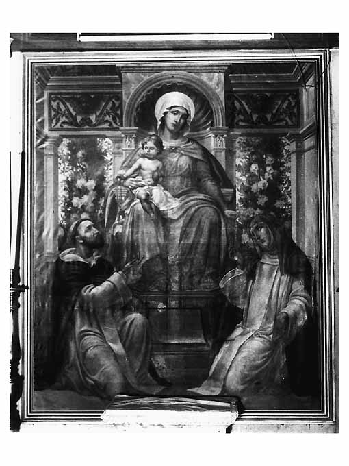 Madonna del Rosario con Gesù Bambino, san Domenico e santa Caterina (dipinto) di Prayer Mario (sec. XX)