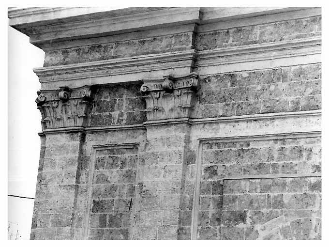 semicapitello - ambito pugliese (sec. XVII)