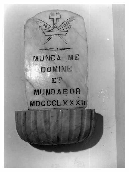 acquasantiera - produzione pugliese (sec. XIX)