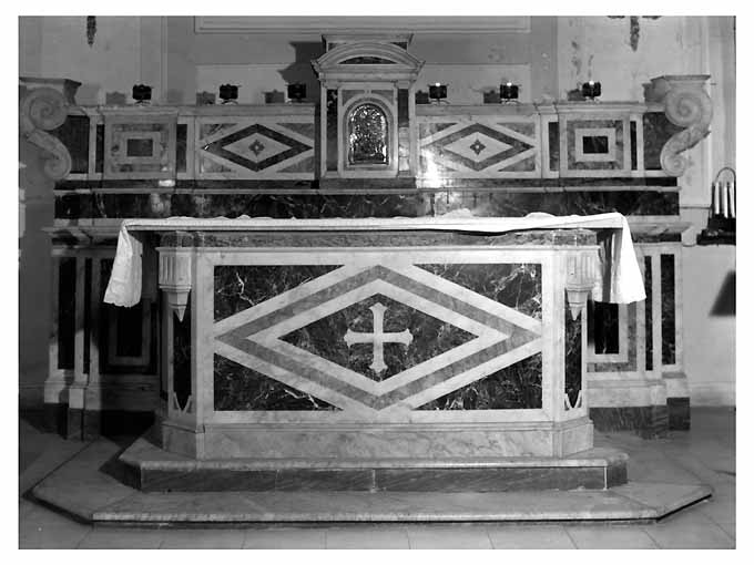 altare maggiore di Buongiorno Cristoforo (sec. XIX)