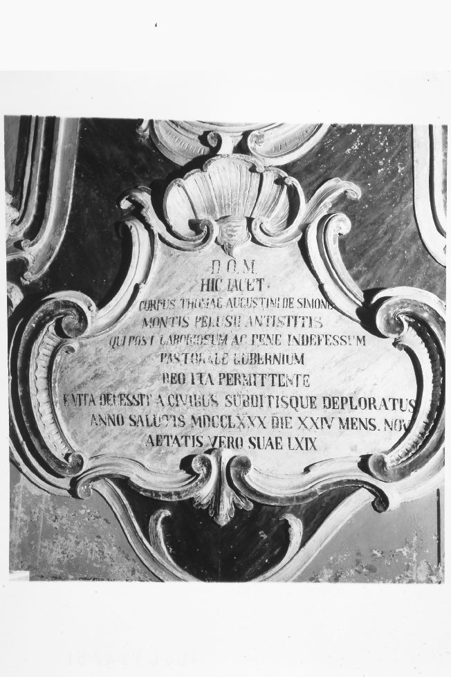 lapide - ambito salentino (sec. XVIII)