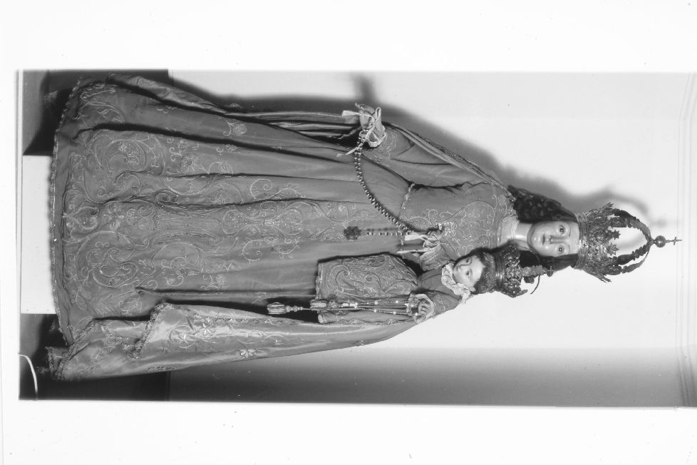 Madonna con Bambino (statua, opera isolata) - produzione Italia meridionale (seconda metà sec. XVIII)