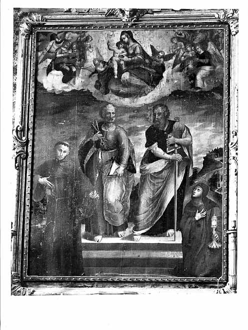 Madonna col Bambino e i santi Pietro, Paolo, Francesco e Chiara (dipinto) di Catalano Giovan Domenico (sec. XVI)
