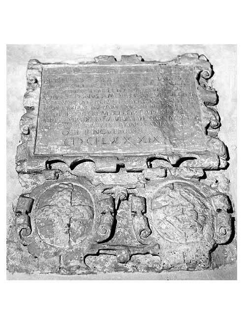 lastra tombale - ambito pugliese (sec. XVI)