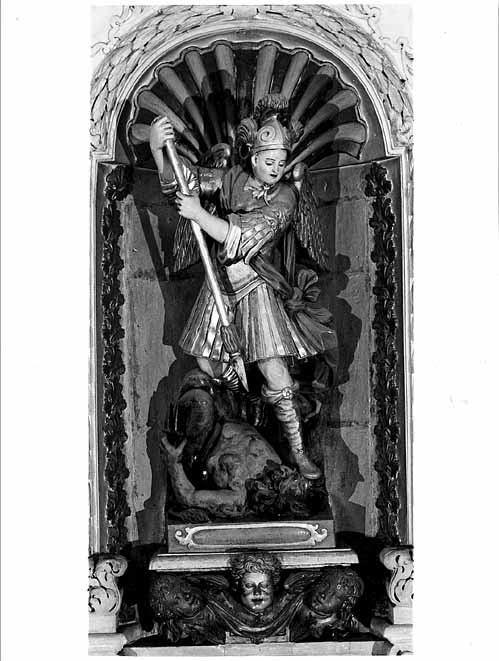 San Michele Arcangelo (statua) di Genuino Vespasiano (attribuito) (prima metà sec. XVII)