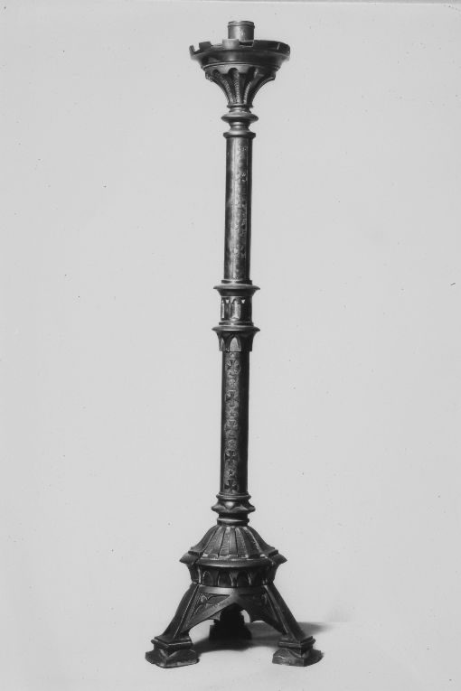 candeliere, serie - ambito salentino (sec. XX)