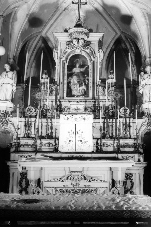 altare maggiore di Larini Giuseppe (attribuito) (inizio sec. XVIII)