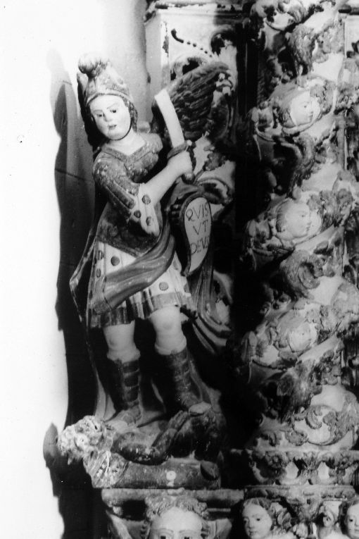 San Michele Arcangelo (statua) di Saraceno Costantino (attribuito), Saraceno Giovanni (attribuito) (sec. XVIII)