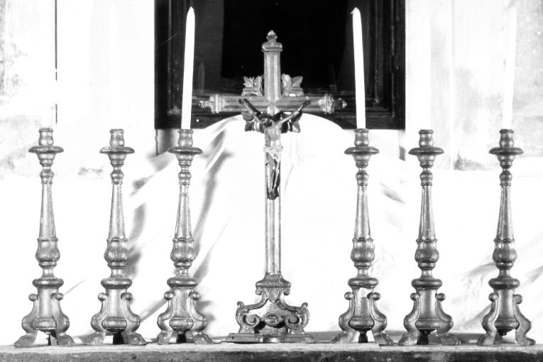 candeliere, serie - produzione pugliese (secc. XIX/ XX)