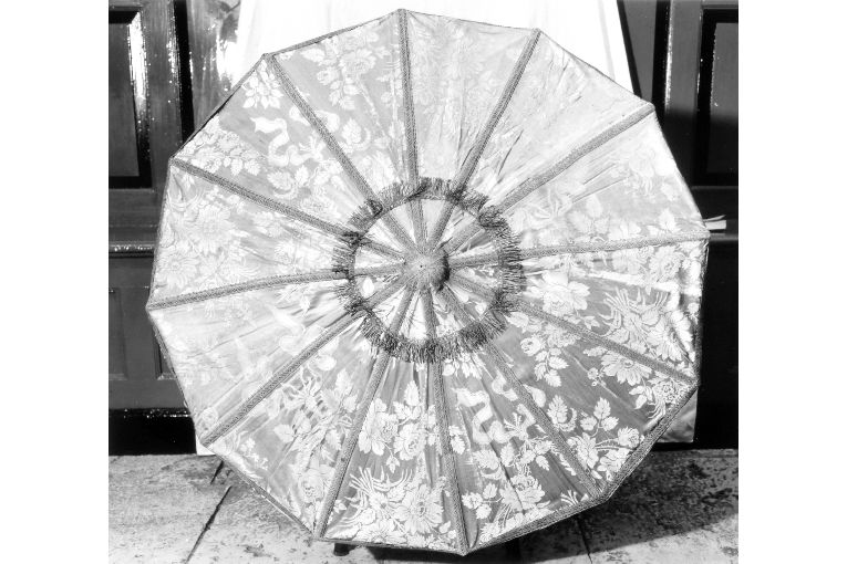 ombrello, opera isolata - manifattura Italia meridionale (seconda metà sec. XIX)