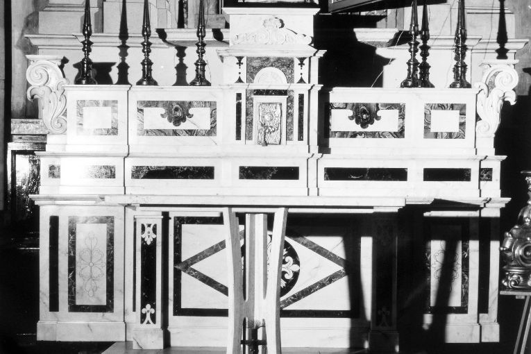 altare maggiore - ambito pugliese (seconda metà sec. XIX)