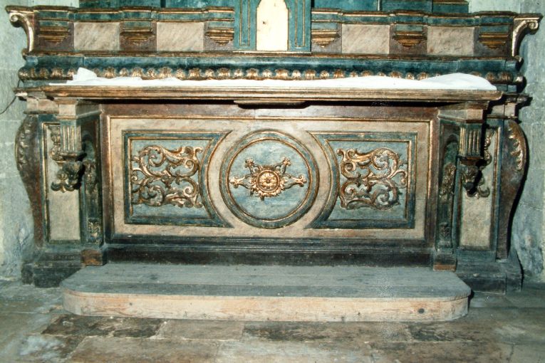 altare - produzione pugliese (prima metà sec. XVII)
