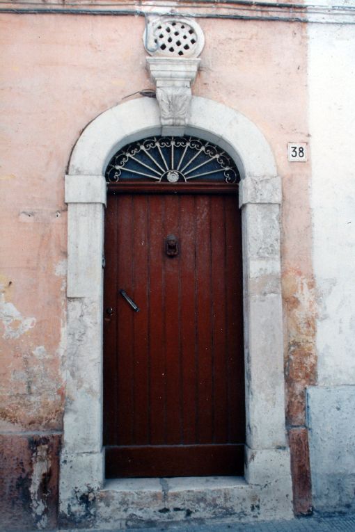 portale - produzione pugliese (sec. XIX)