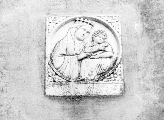 Madonna con Bambino (rilievo) - ambito Italia meridionale (sec. XVIII)