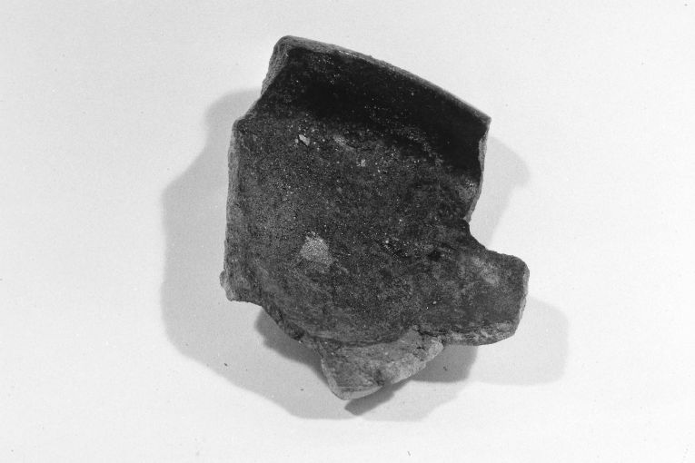 ciotola, frammento - produzione apulo-lucana (sec. XIII)