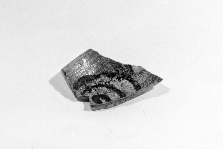 motivo decorativo geometrico (ciotola, frammento) - produzione apulo-lucana (sec. XIII)