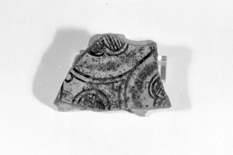 motivo decorativo geometrico (ciotola, frammento) - produzione apulo-lucana (sec. XIII)