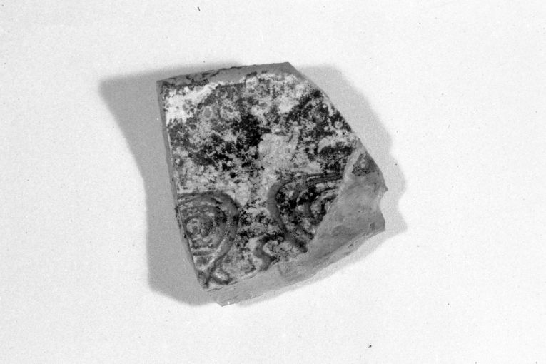 Spirali (ciotola, frammento) - produzione apulo-lucana (inizio sec. XIII)