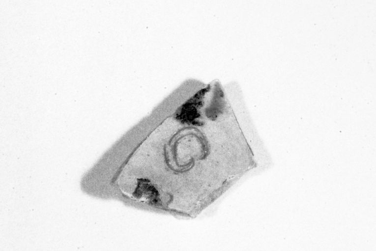 Spirale (ciotola, frammento) - produzione apulo-lucana (inizio sec. XIII)