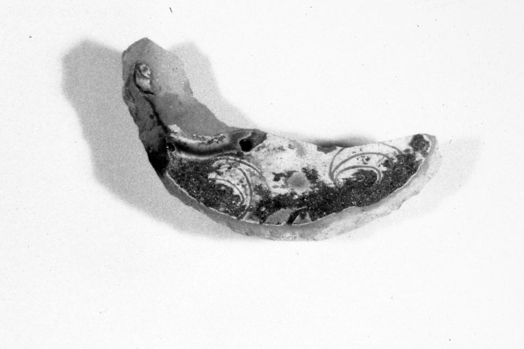 ciotola, frammento - produzione apulo-lucana (inizio sec. XIII)