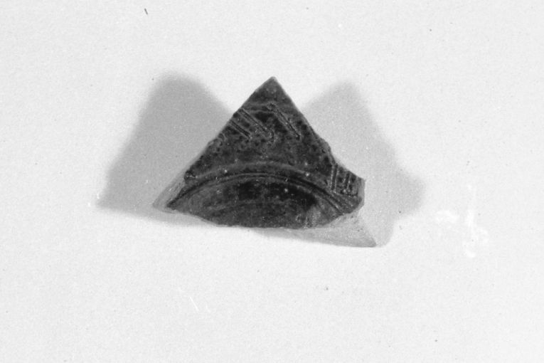 ciotola, frammento - produzione apulo-lucana (sec. XIII)