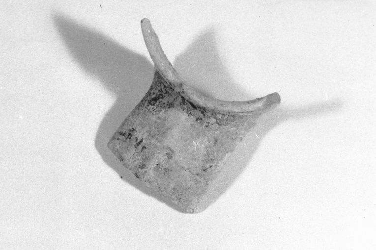 anfora, frammento - produzione apulo-lucana (inizio sec. XIII)