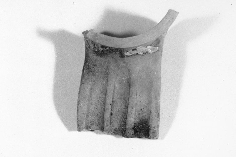 anfora, frammento - produzione apulo-lucana (inizio sec. XIII)