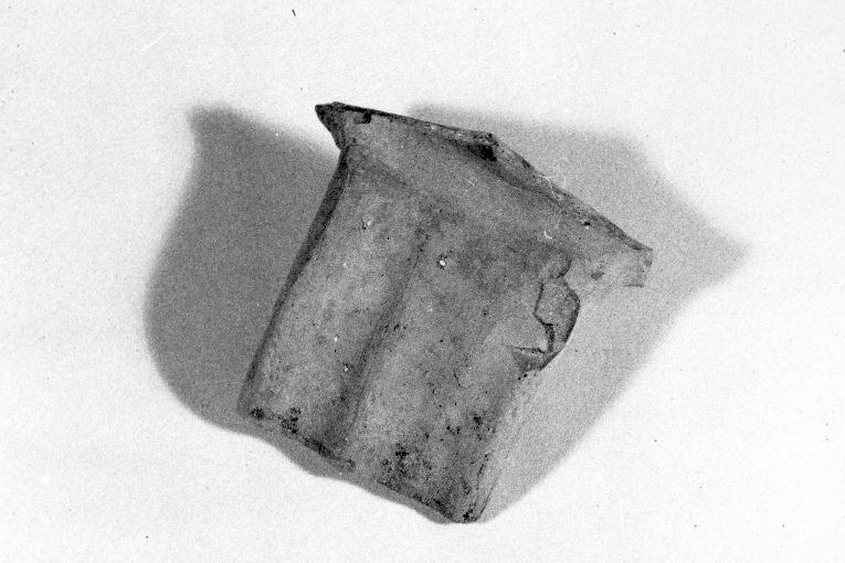 anfora, frammento - produzione apulo-lucana (sec. XIII)