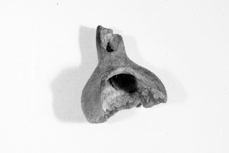 lucerna, frammento - produzione apulo-lucana (sec. XIII)