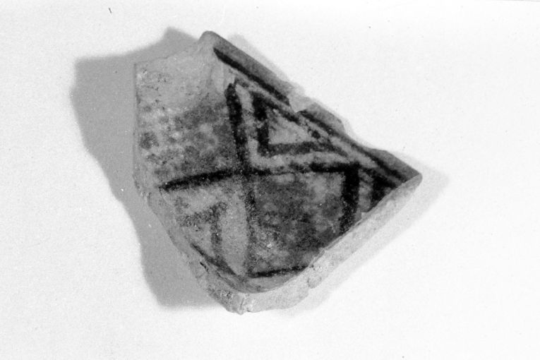 motivo decorativo a losanghe (ciotola, frammento) - produzione apulo-lucana (sec. XIII)